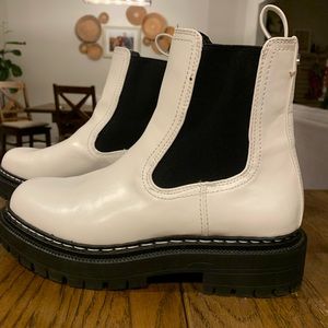 Sam Edelman Circus chunky white boots- like new!!